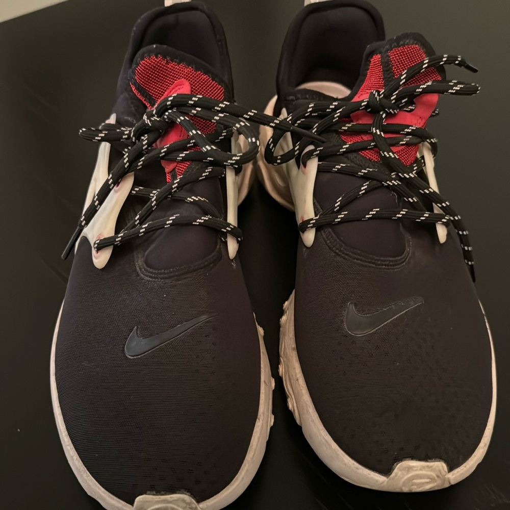 Nike React Size 10.5 - image 1